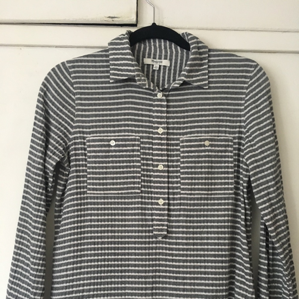 Madewell popover shirt. size xs